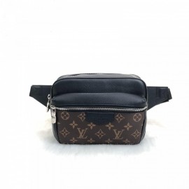 Louis Vuitton Outdoor Bumbag Classic