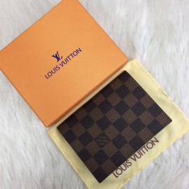 Louis Vuitton Passport Holder Damier