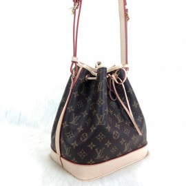 Louis Vuitton Petit Noe Classic