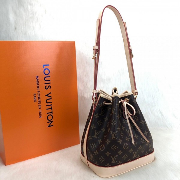 Louis Vuitton Petit Noe Classic