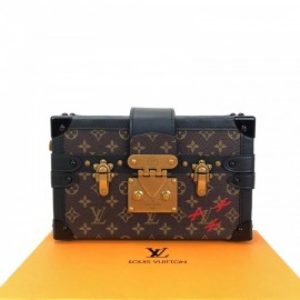 Louis Vuitton Petite Malle Classic