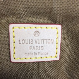 Louis Vuitton Pochette Accessories Classic