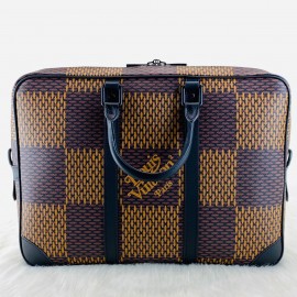 Louis Vuitton Porte Voyage Frame 