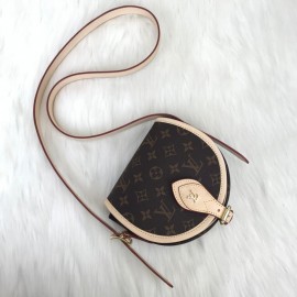 Louis Vuitton Sac Tambourin Classic