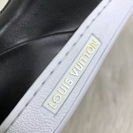 Louis Vuitton Sessential V Frontrow Sneakers Black