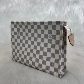 Louis Vuitton Toiletry Pounch 26 Damier Azur