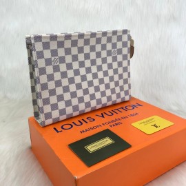 Louis Vuitton Toiletry Pounch 26 Damier Azur