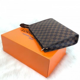 Louis Vuitton Toiletry Pounch 26 Damier