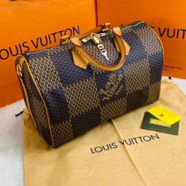 Louis Vuitton LV² COLLECTİON series Bandouliere Speedy 35