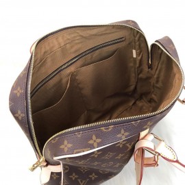 Louis Vuitton Porte Voyage Vejital Brown Cream Texture