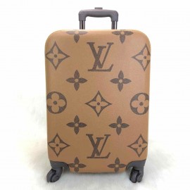 Louis Vuitton Zephyr 55 (cabin size) 6