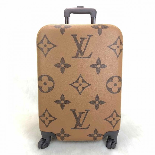 Louis Vuitton Zephyr 55 (cabin size) 6