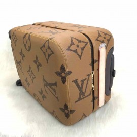 Louis Vuitton Zephyr 55 (cabin size) 6