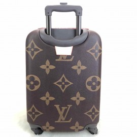 Louis Vuitton Zephyr 55 (cabin size) 7