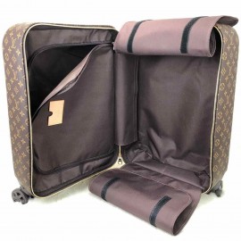 Louis Vuitton Zephyr 55 (cabin size) 8