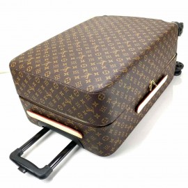 Louis Vuitton Zephyr 55 (cabin size) 11