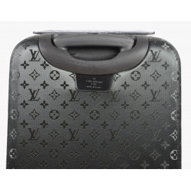 Louis Vuitton Zephyr 55 (cabin size) 2