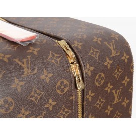 Louis Vuitton Zephyr 55 (cabin size) 4