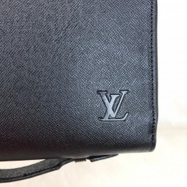 Louis Vuitton Xl Wallet Organiser Taiga