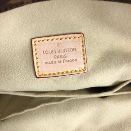 Louis Vuitton Artsy MM 4