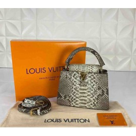 Louis Vuitton capucines mini size 2 gold