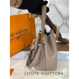 Louis Vuitton Lockme Bucket 2