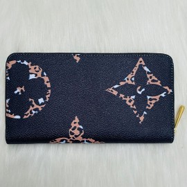 Louis Vuitton Zippy Oversized Logo Wallet