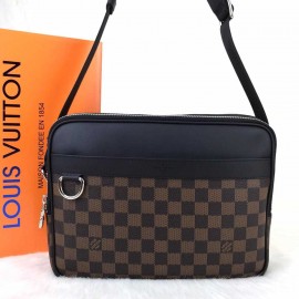 Louis Vuitton Trocadero Messenger NM PM 1