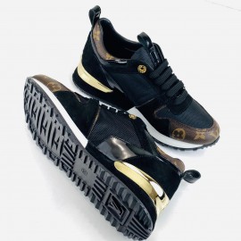 Louis voitton gold black shoes