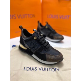 Louis voitton gold black shoes