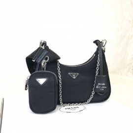 Prada  Re-edition 2005 Shoulder Bag