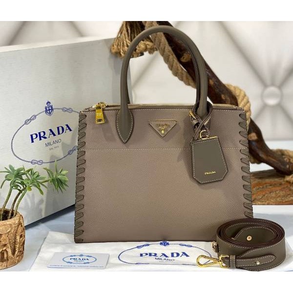 Prada Bag B-6-8