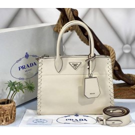 Prada Bag B-6-11