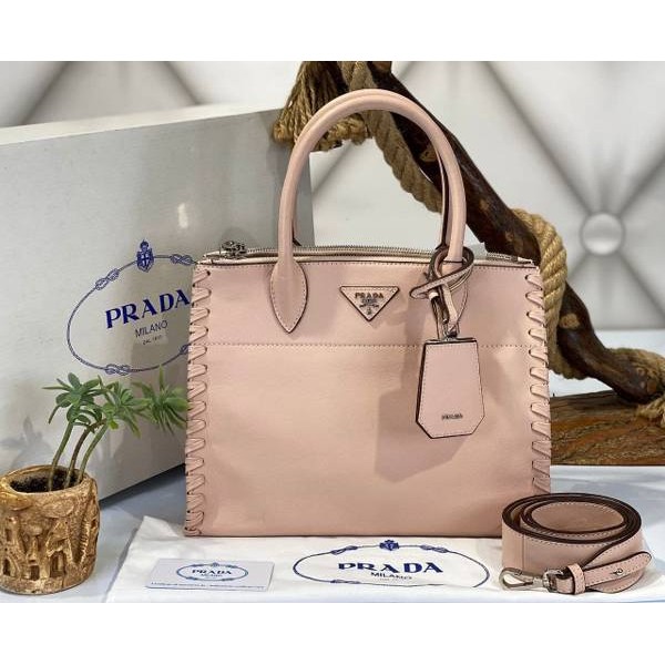 Prada Bag B-6-12