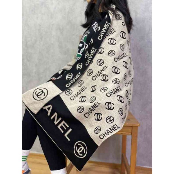  CHANEL SCARF   c1