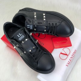 Valentino Sneakers Rockstud Black