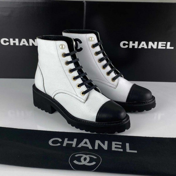 Chanel Grained Calfskin White