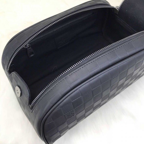 Louis Vuitton King Size Toiletry Pouch3